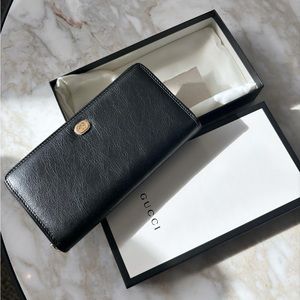 GUCCI long wallet SOLD